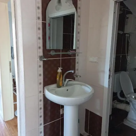Sunshine Guest House With Terrace Bed and Breakfast Φετιγιέ