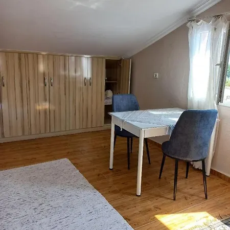 Sunshine Guest House With Terrace Bed and Breakfast Φετιγιέ