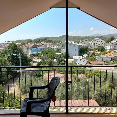 Bed & Breakfast Sunshine Guest House With Terrace